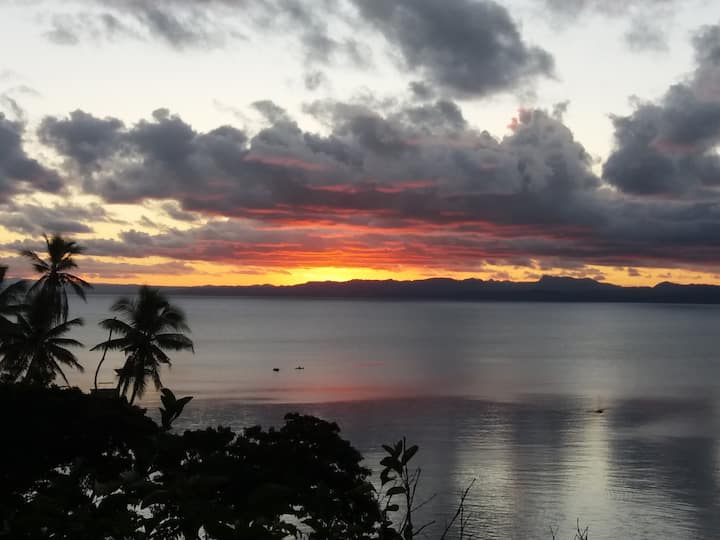 Another sunset on Savusavu Bay 