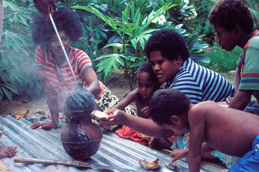 Pottery making at Nasilai village - Traditional Arts