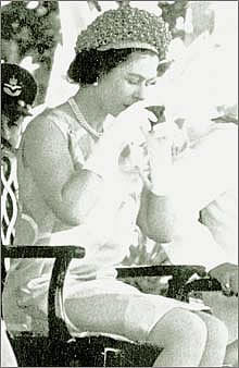 Elizabeth II enjoying kava